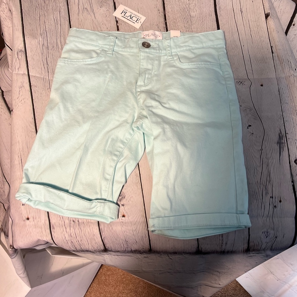 Girls shorts coral blue size 8